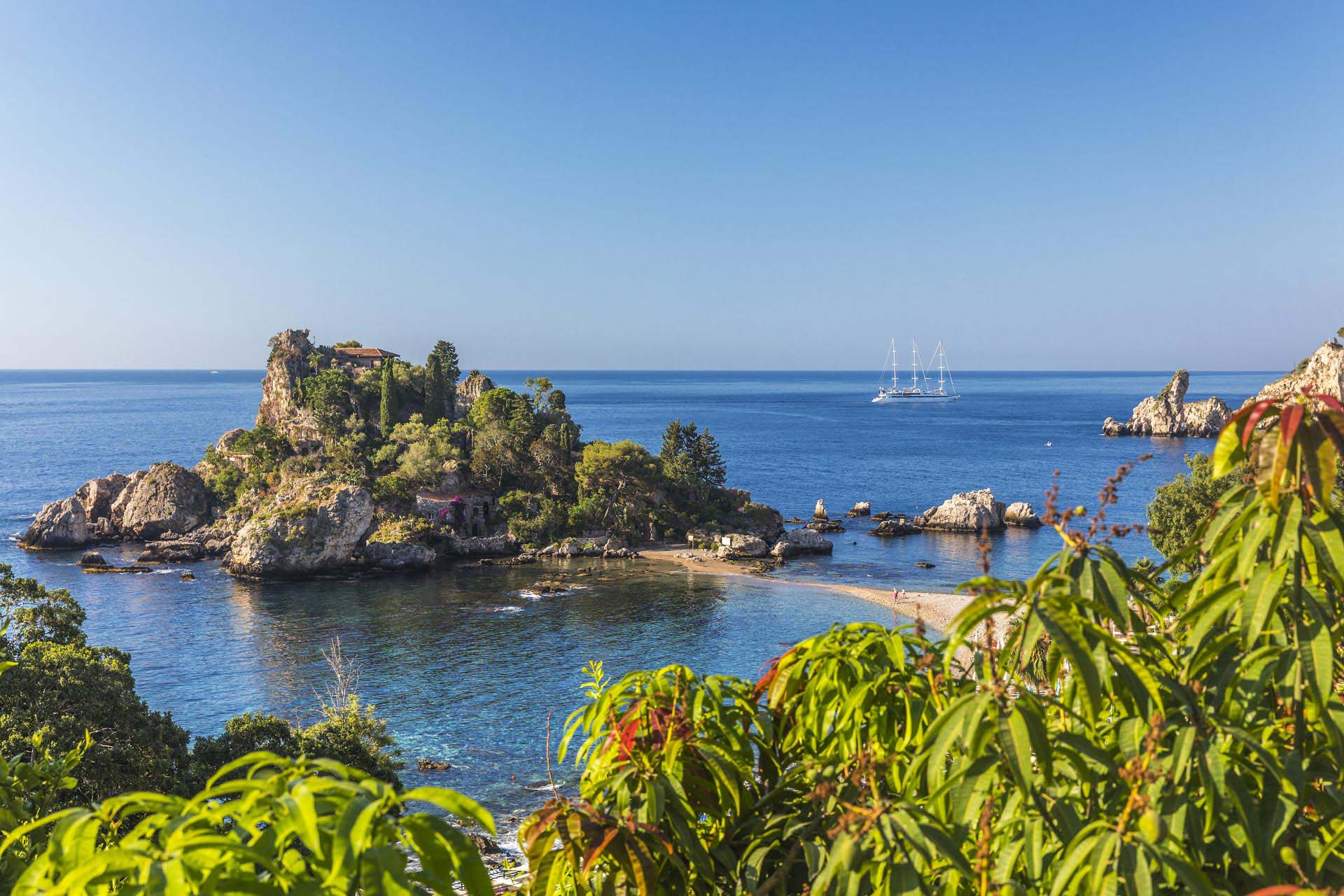 0a1a8572-Taormina, isola Bella