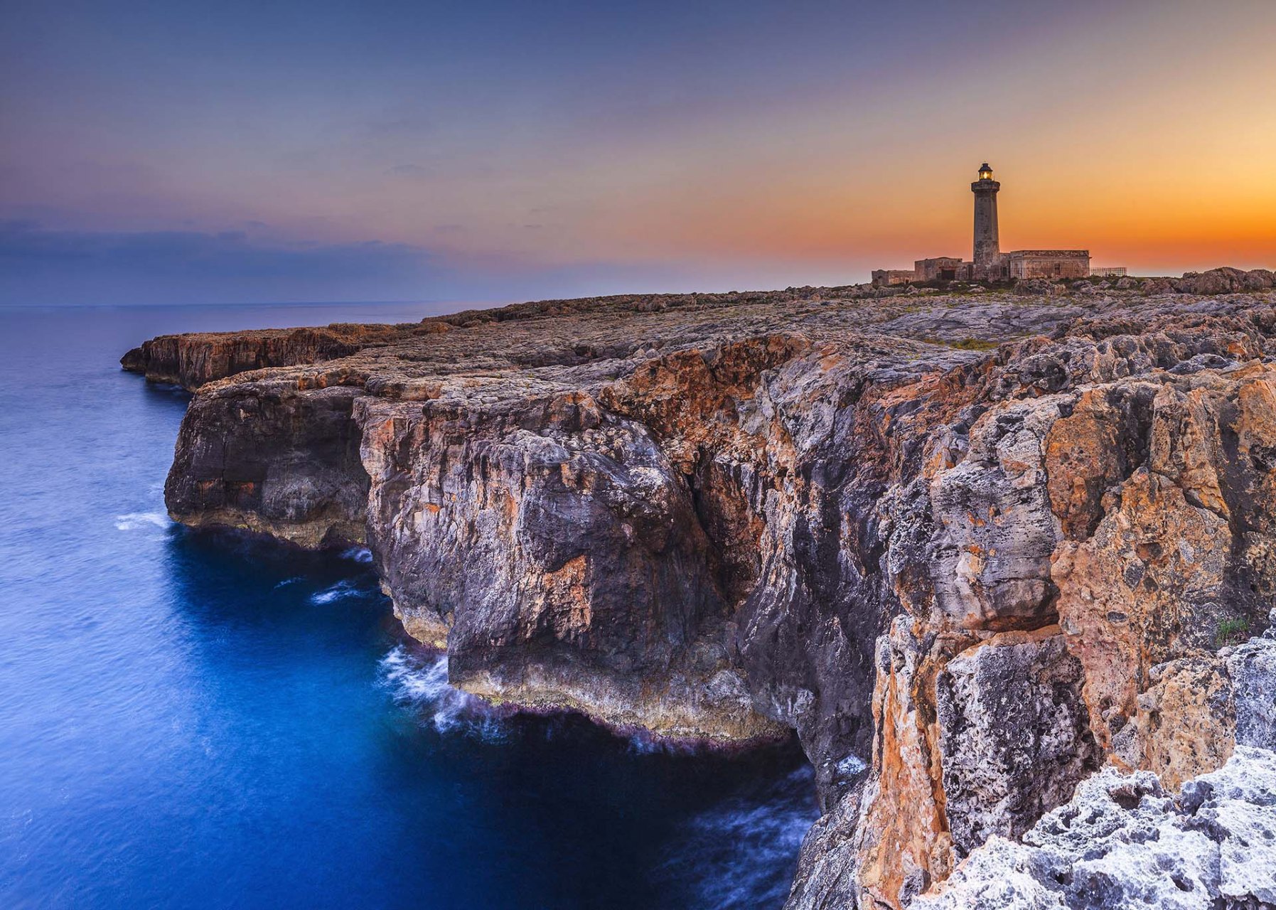 SIM-465583 - Penisola della Maddalena, faro di Capo Murro di Porco