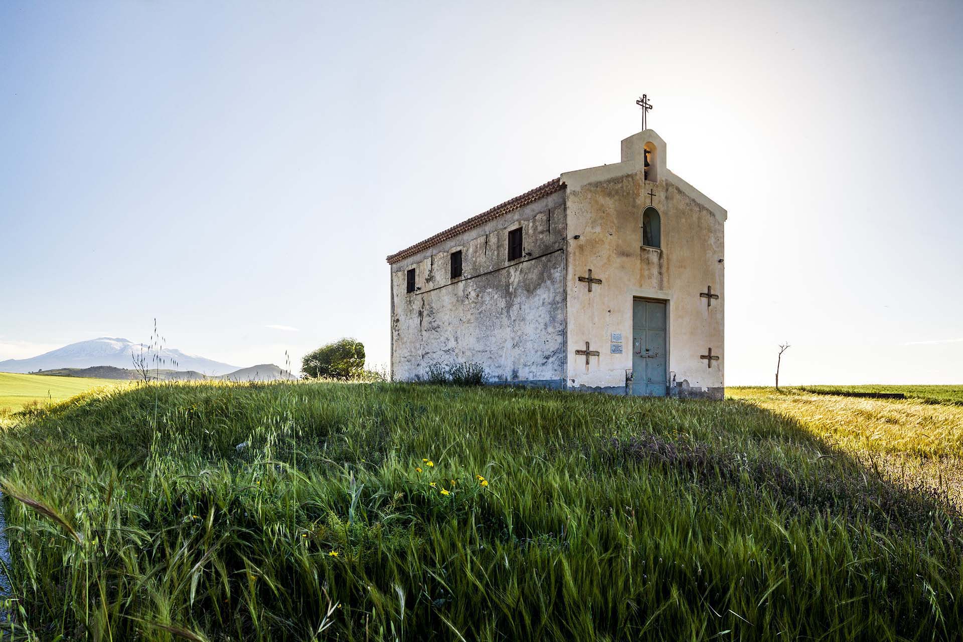 MG_6482-Chiesetta campestre nella piana di Catania