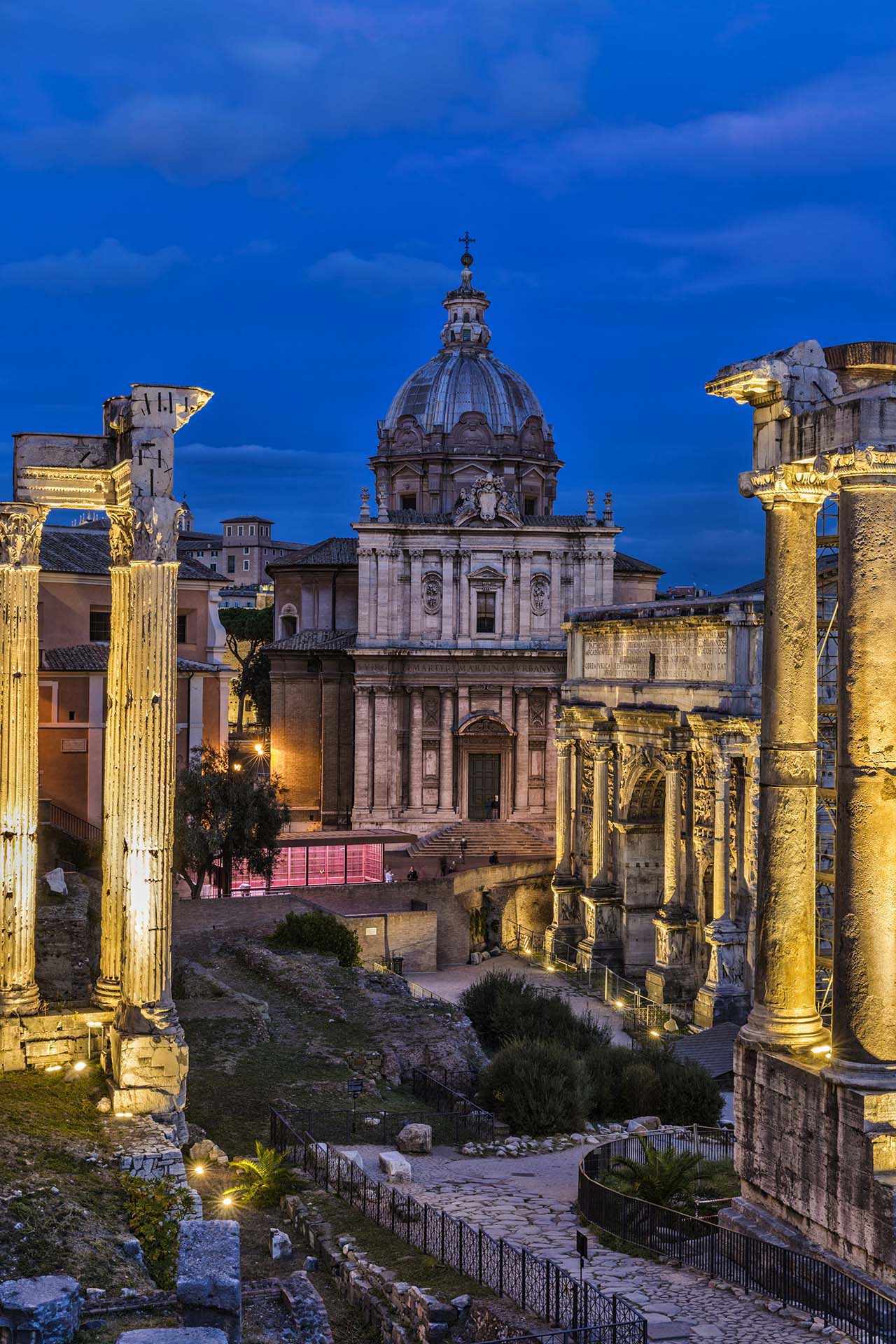 0A1A5407-08-Roma, Foro Romano e la chiesa dei Santi Luca e Martina