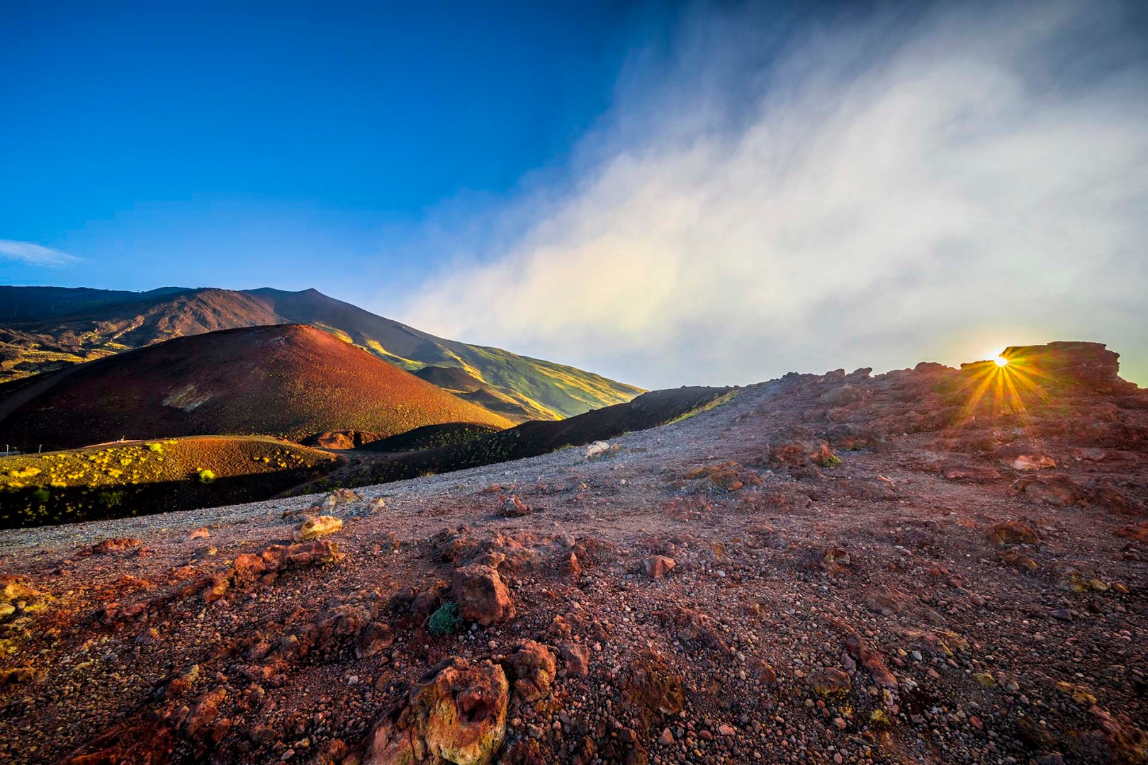 Etna, Crateri Silvestri al sorgere del sole