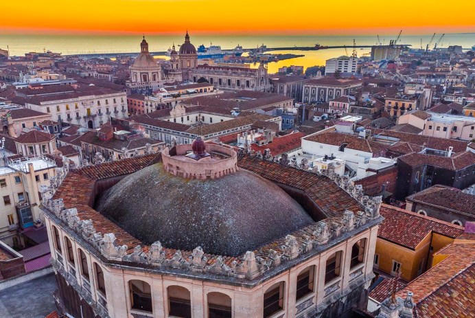 Catania, i tetti della città barocca