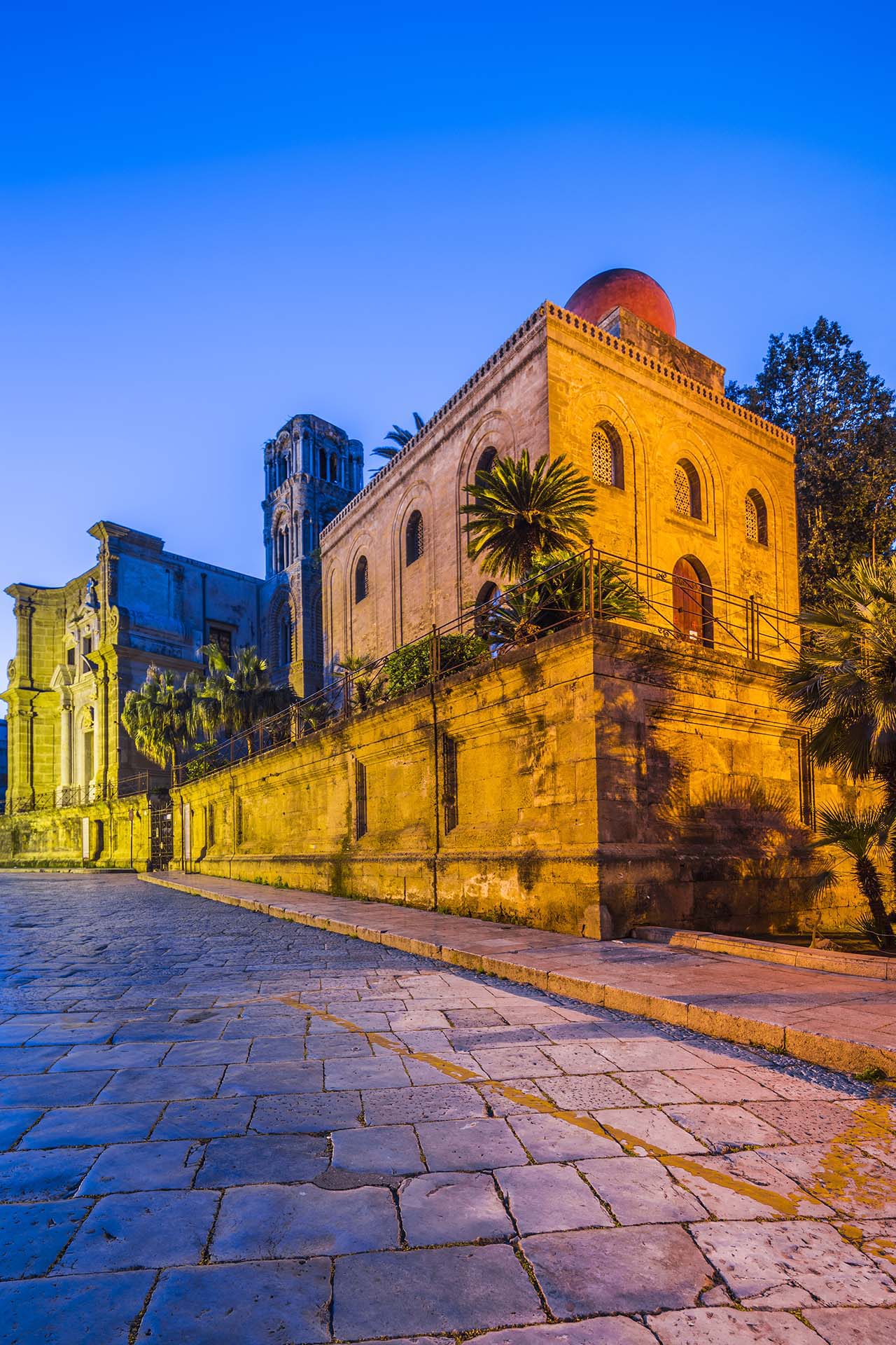 0A1A3714 - Palermo, le due chiese vicine di piazza Bellini