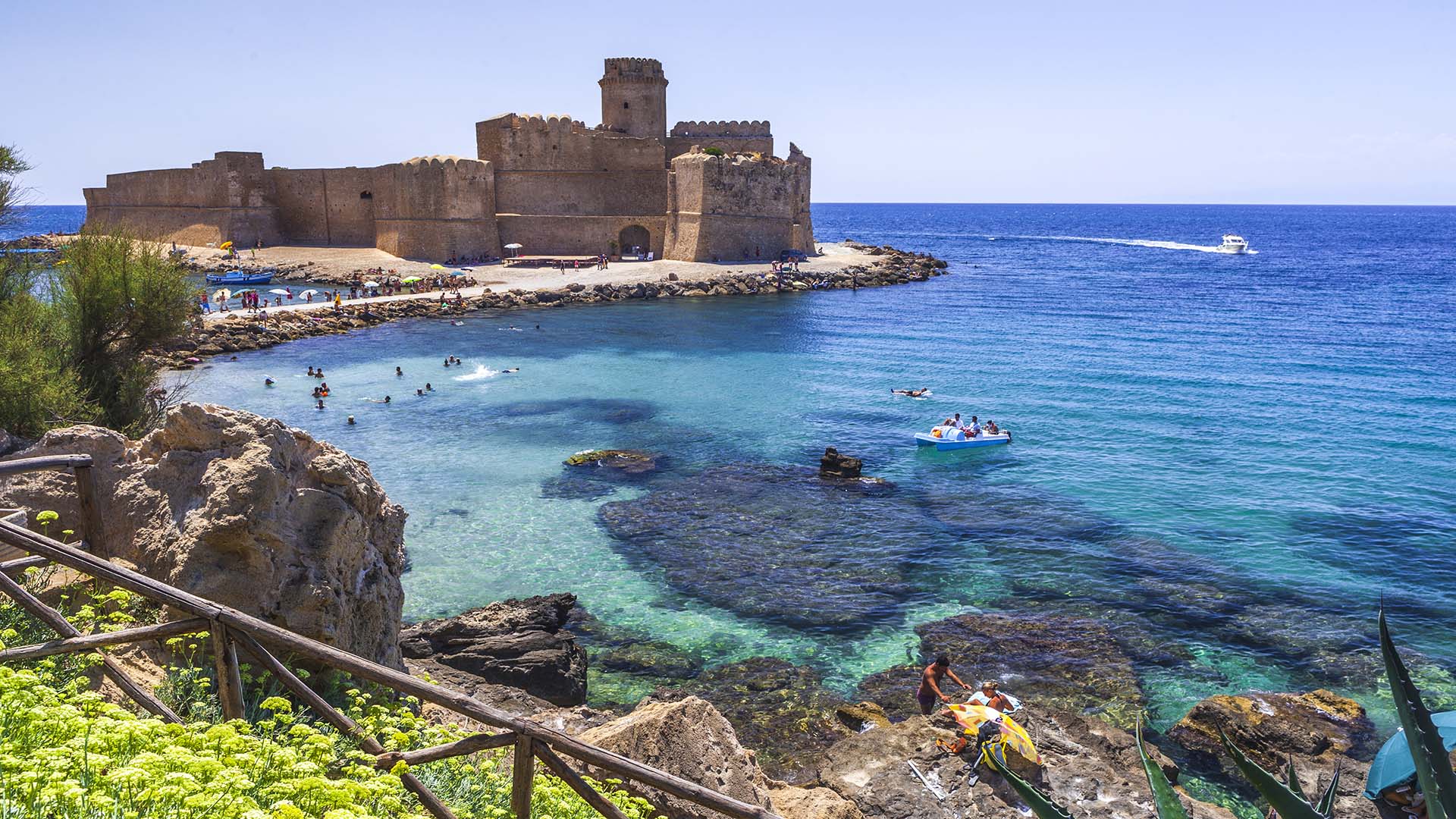 Calabria, Punta delle Castelle