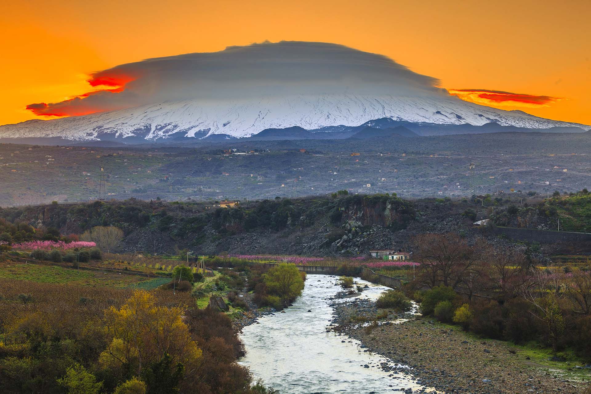 MG_9883-HDR - Il fiume Simeto sotto l’Etna incappucciata