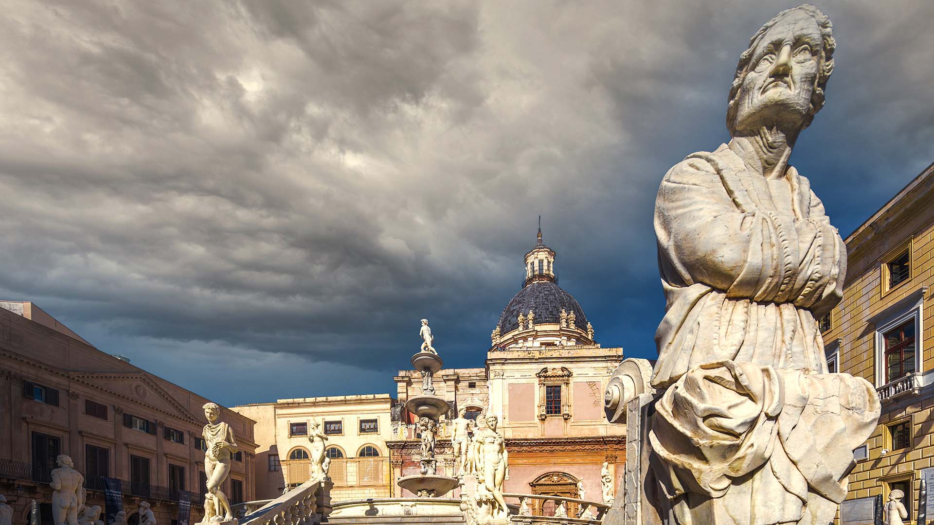 0A1A3507-c - Palermo, fontana della Vergogna e la Chiesa di Santa Caterina d’Alessandria