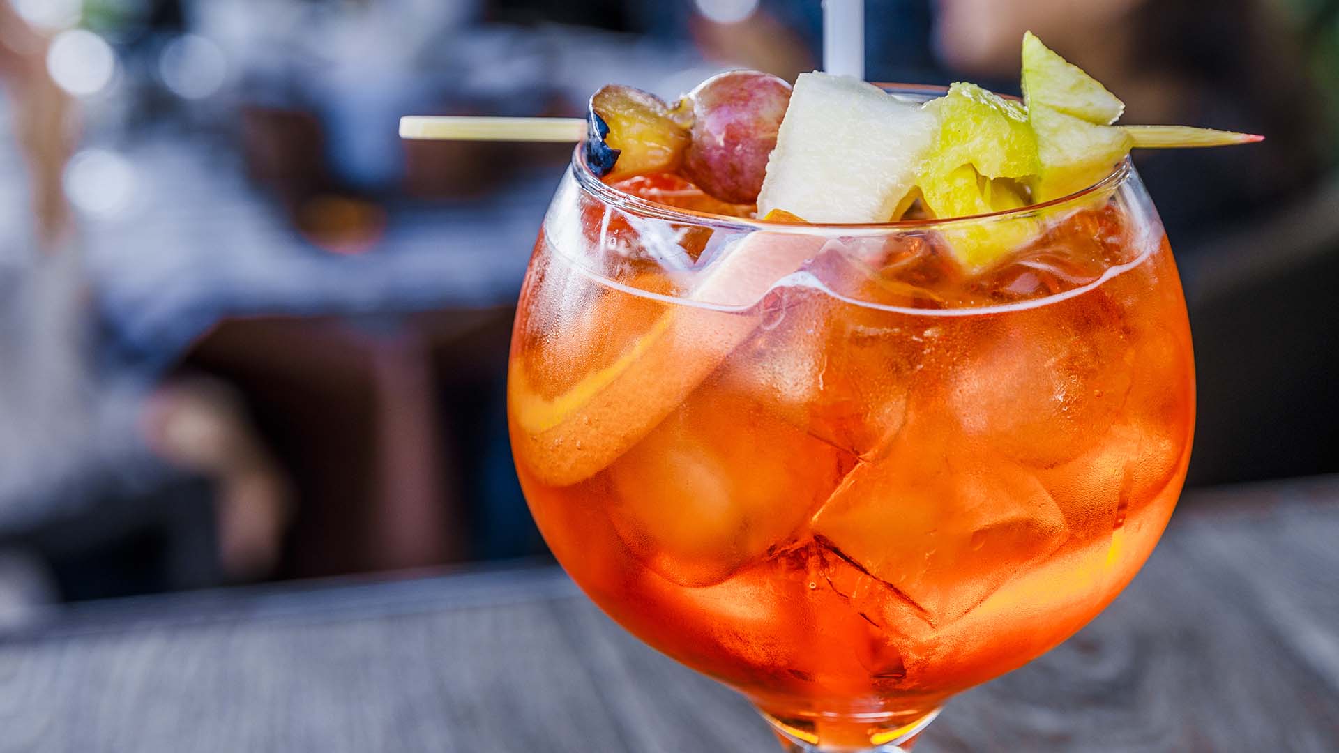 Lago di Garda, lo Spritz diBardolino