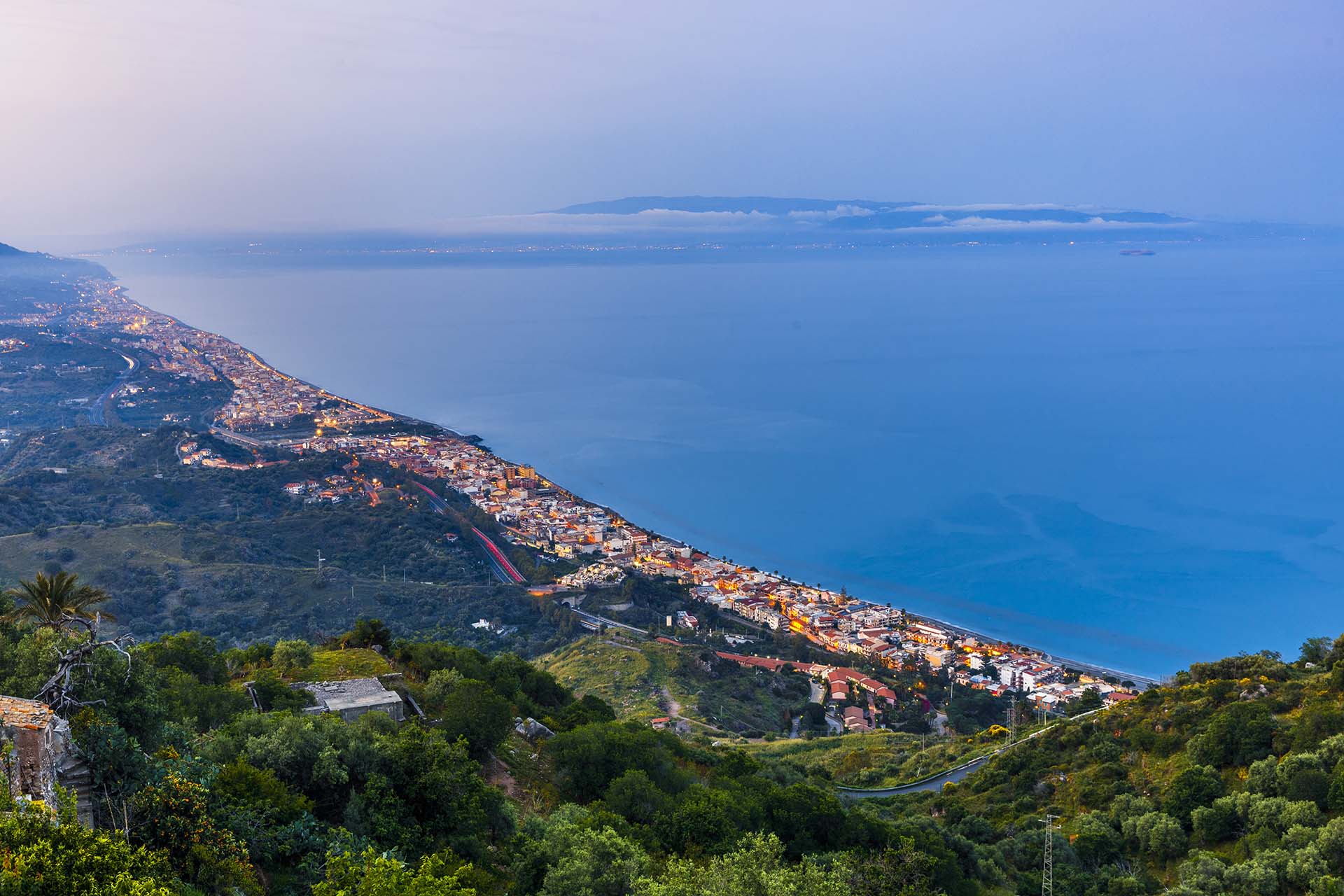 Tra Sicilia e Calabria. Le coste Ioniche sullo Stretto
