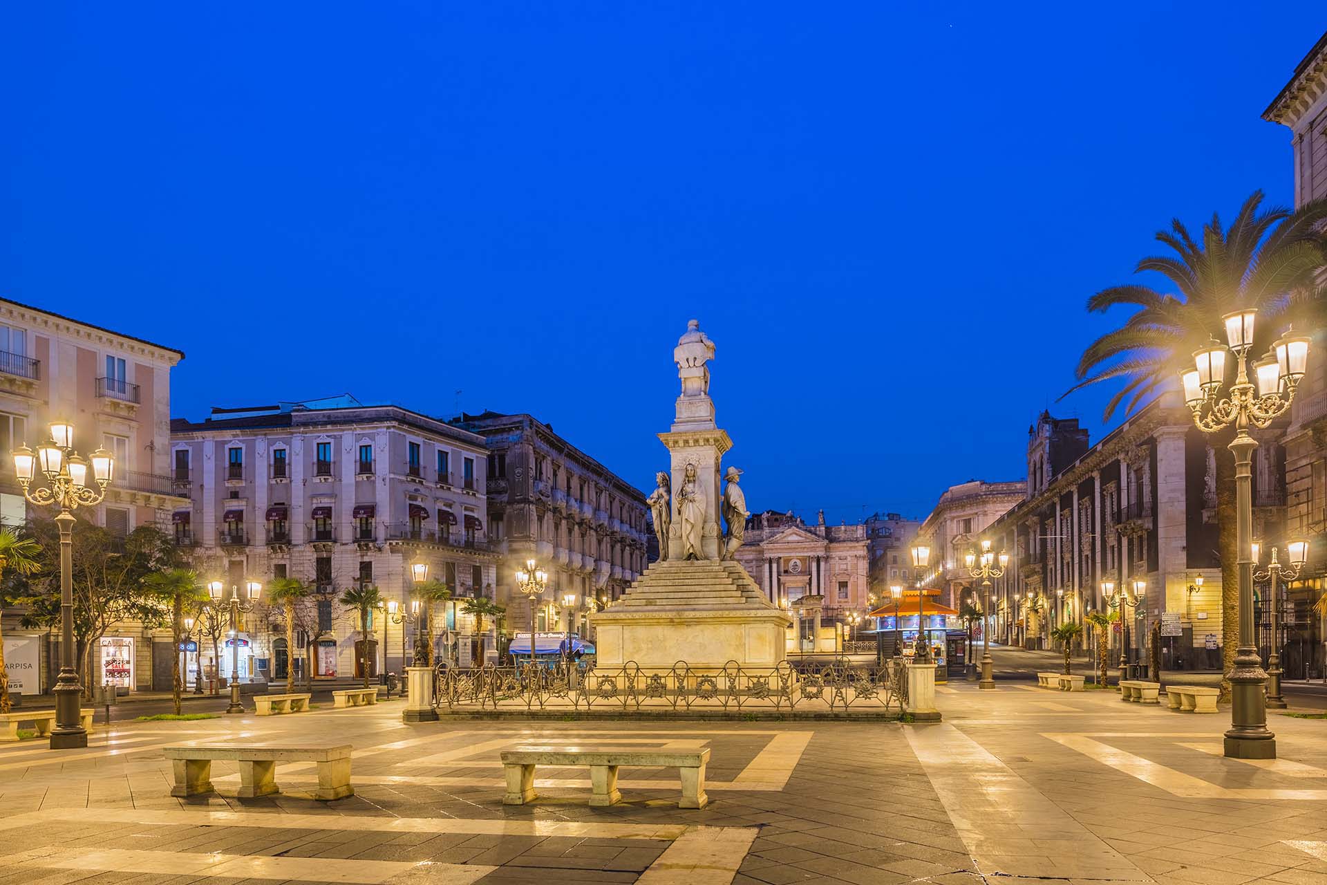0A1A5807-HDR-Piazza Stesicoro di Catania