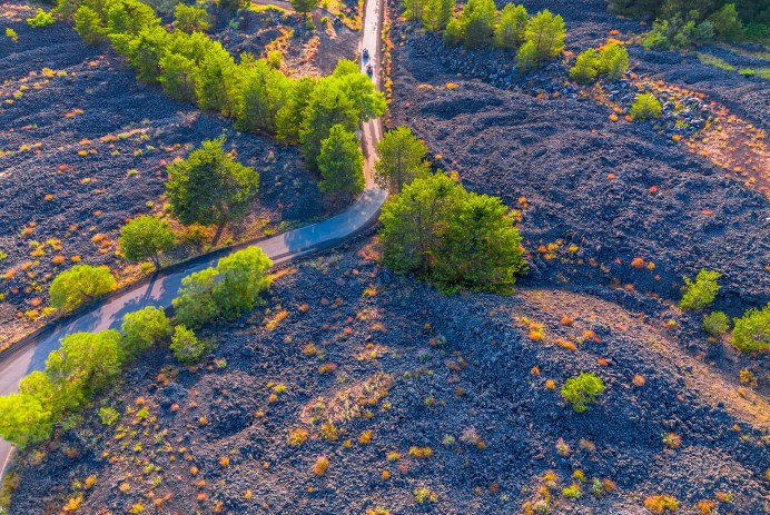 Etna, la strada del versante sud