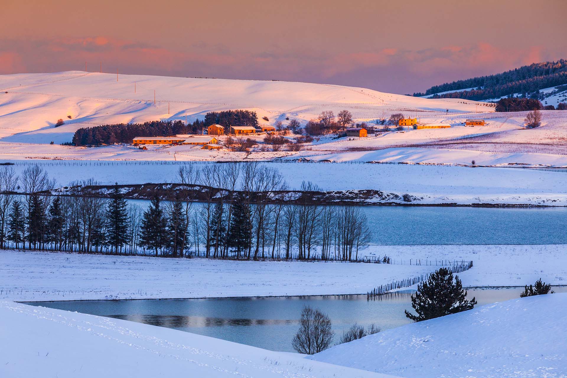 MG_2764-Calabria, Parco Nazionale della Sila, Lago Cecita sotto la neve
