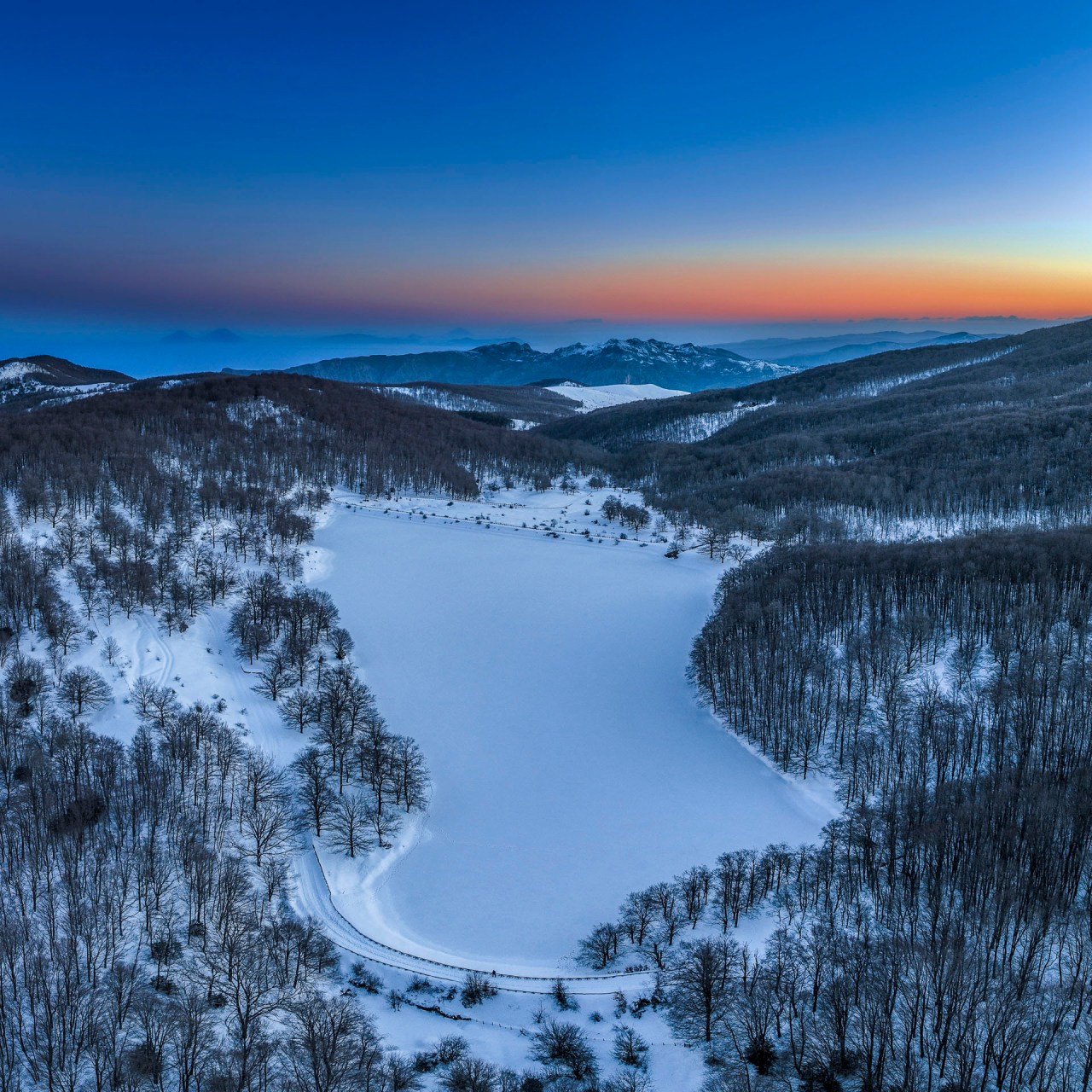 Il Lago Maulazzo ghiacciato, Nebrodi