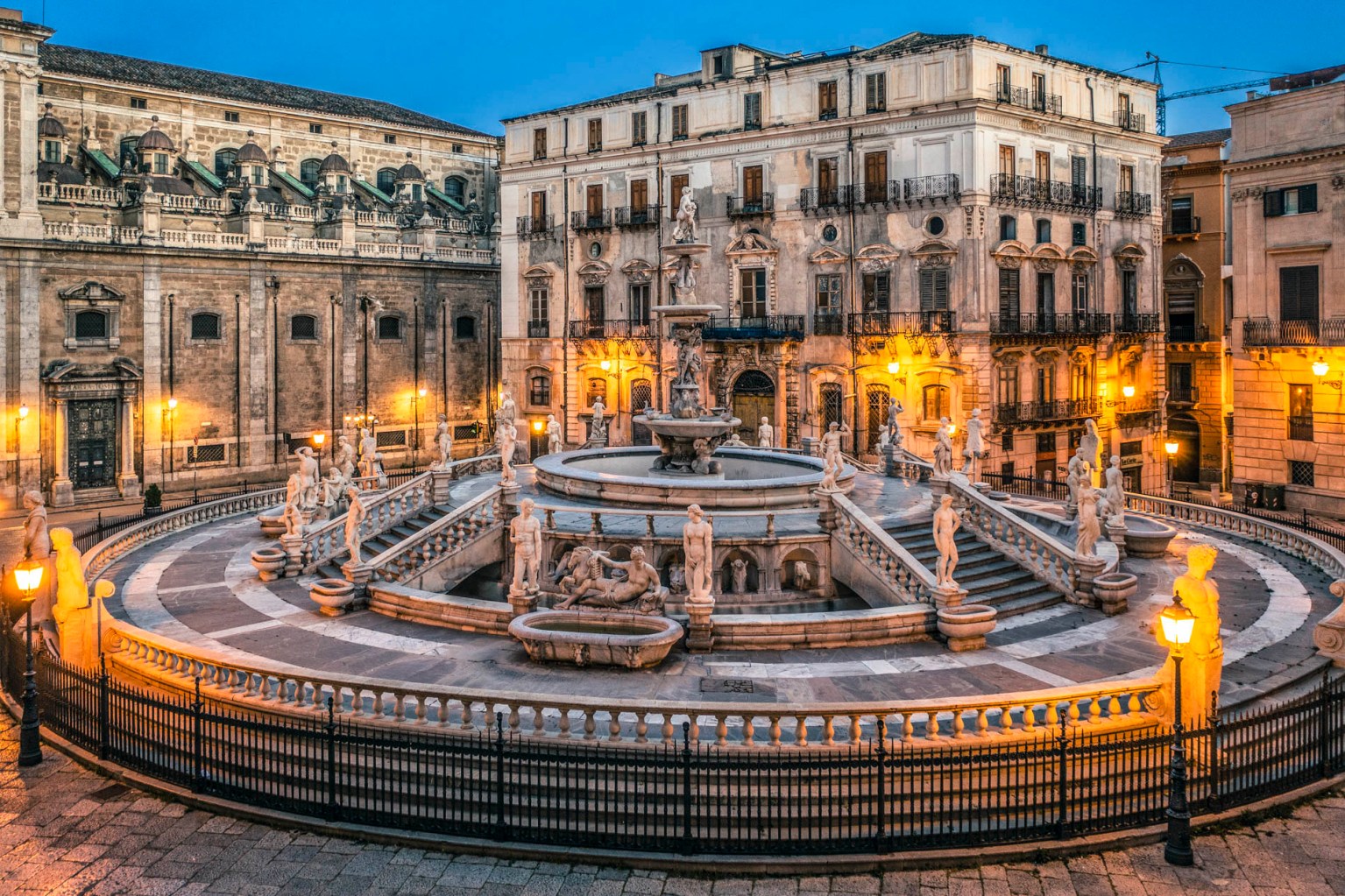 Piazza Pretoria - Piazza della Vergogna palermo