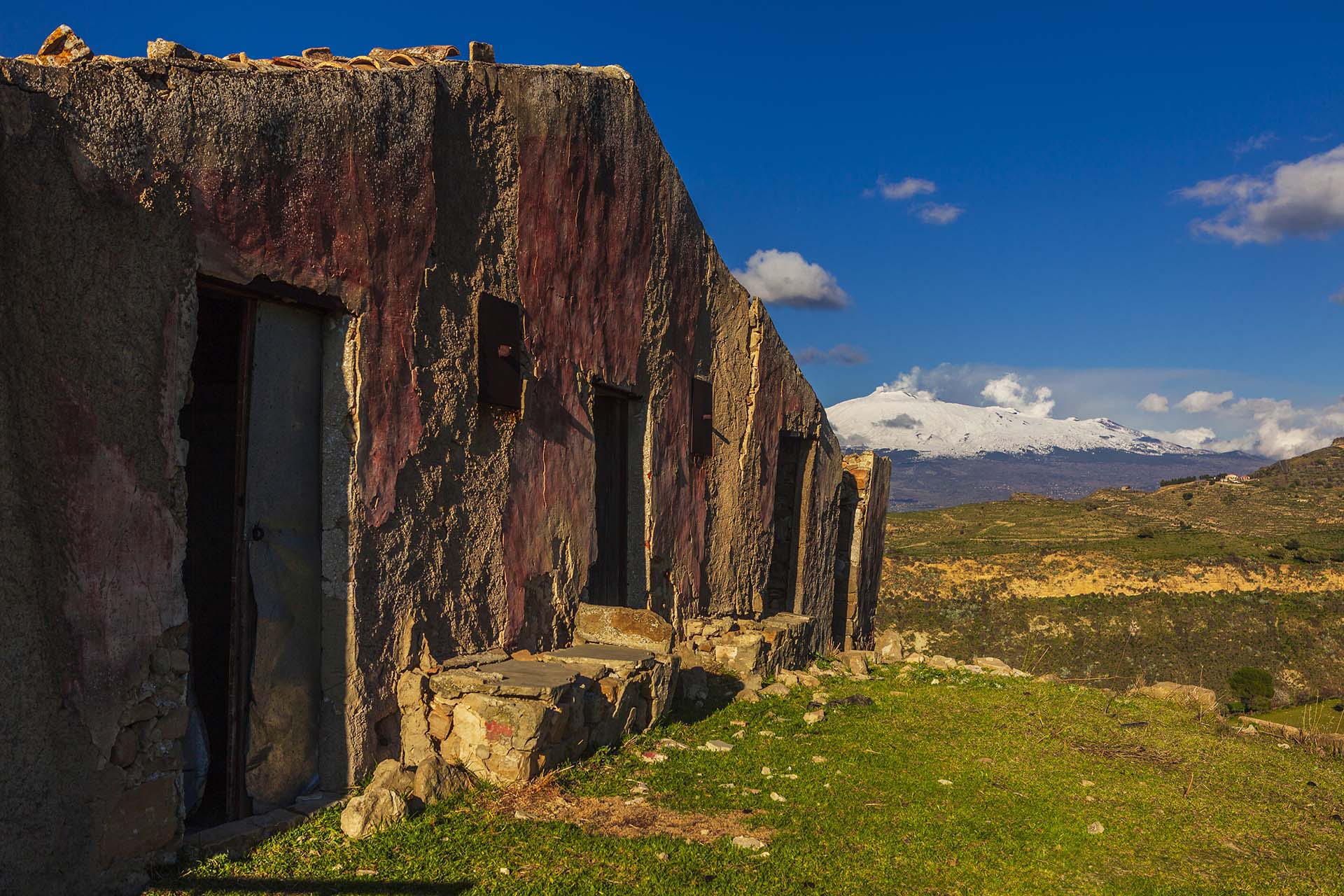 MG_9122 - Centuripe, case rurali nelle campagne dell’Ennese con vista Etna