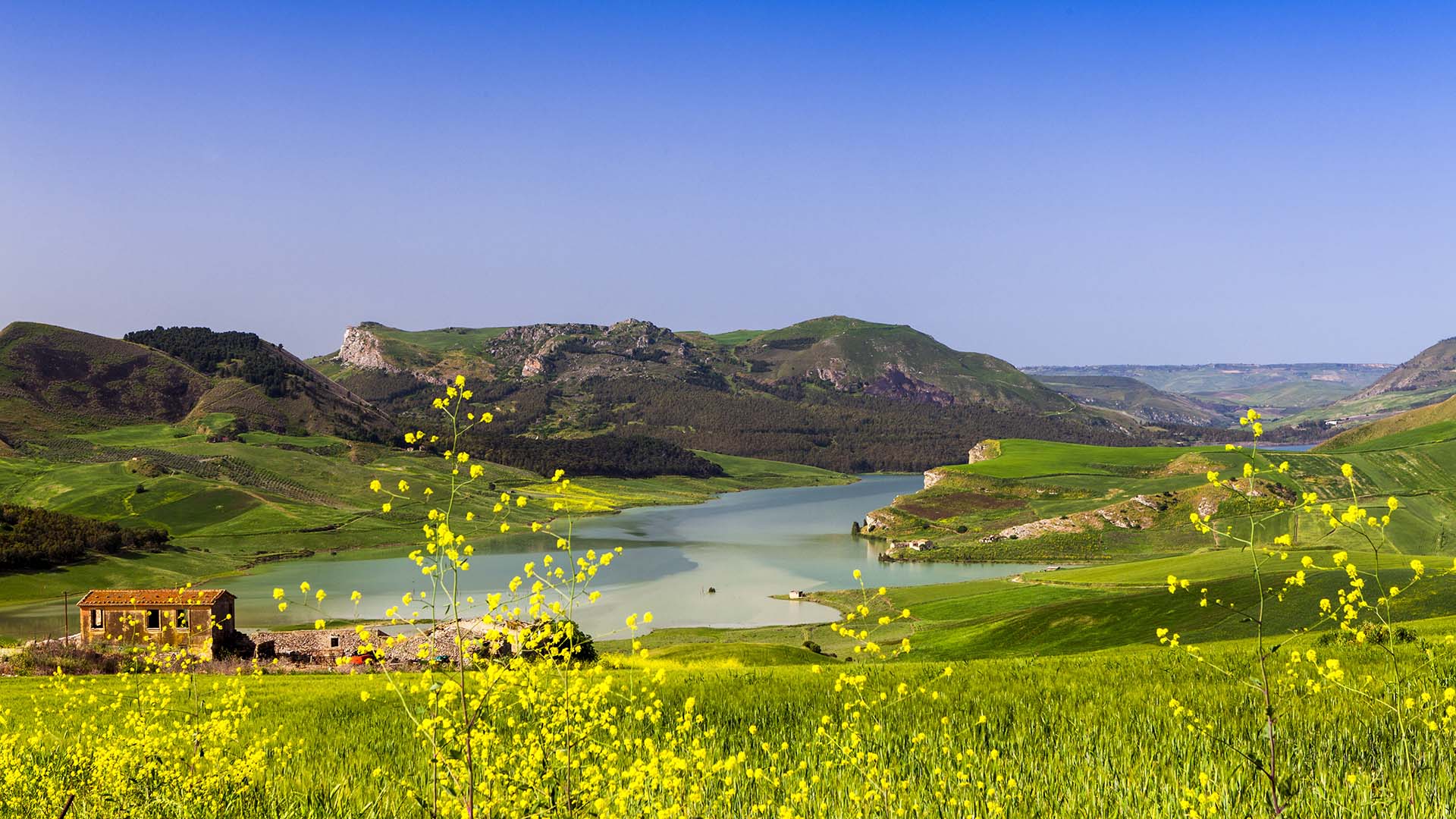 Contessa Entellina, Lago Garcia