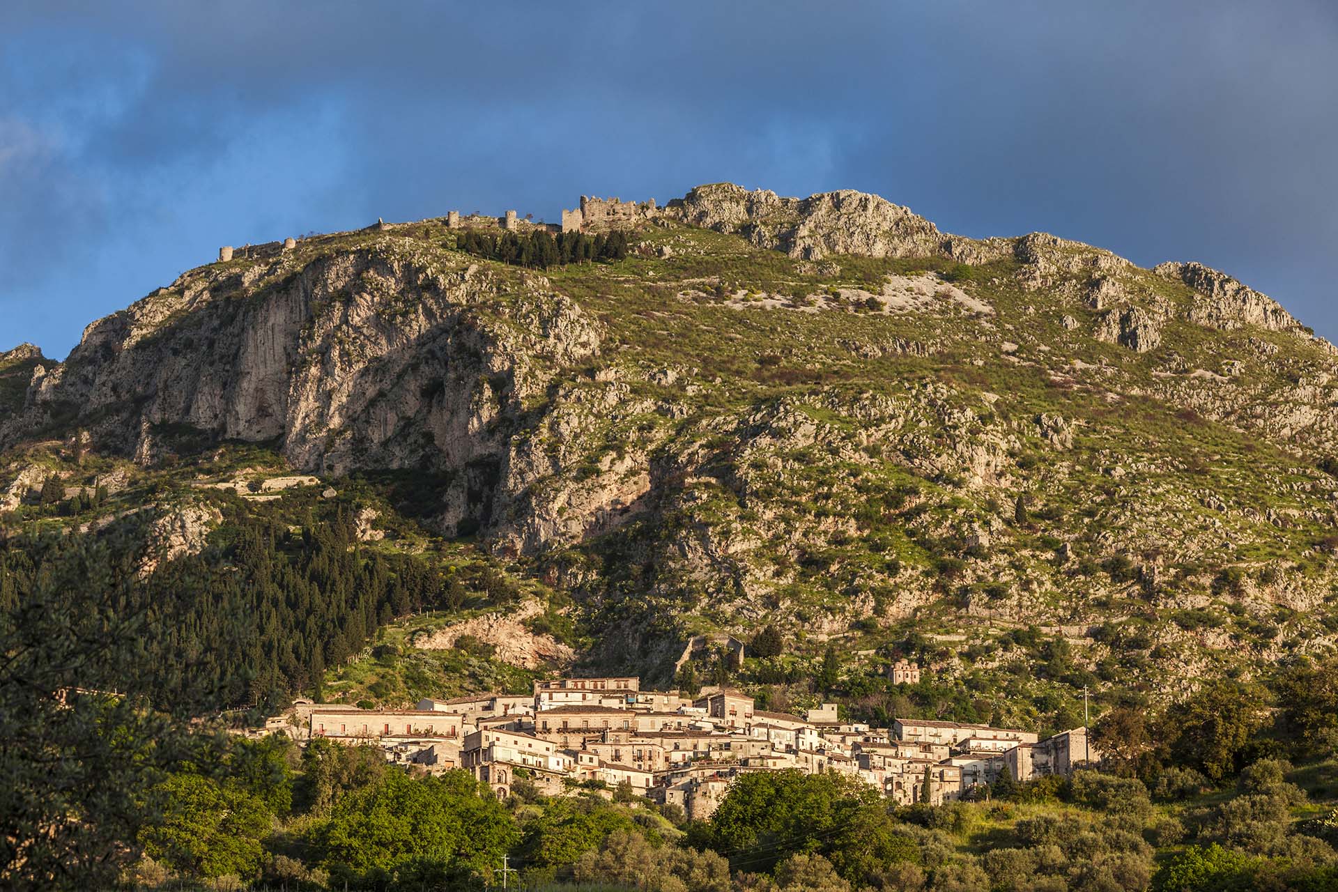 Calabria, il borgo di Stilo.