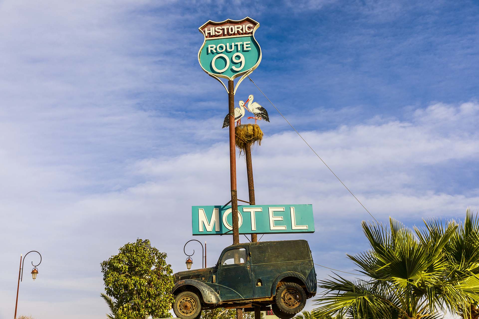 Marocco, cartelli pubblicitari ad Ouarzazate