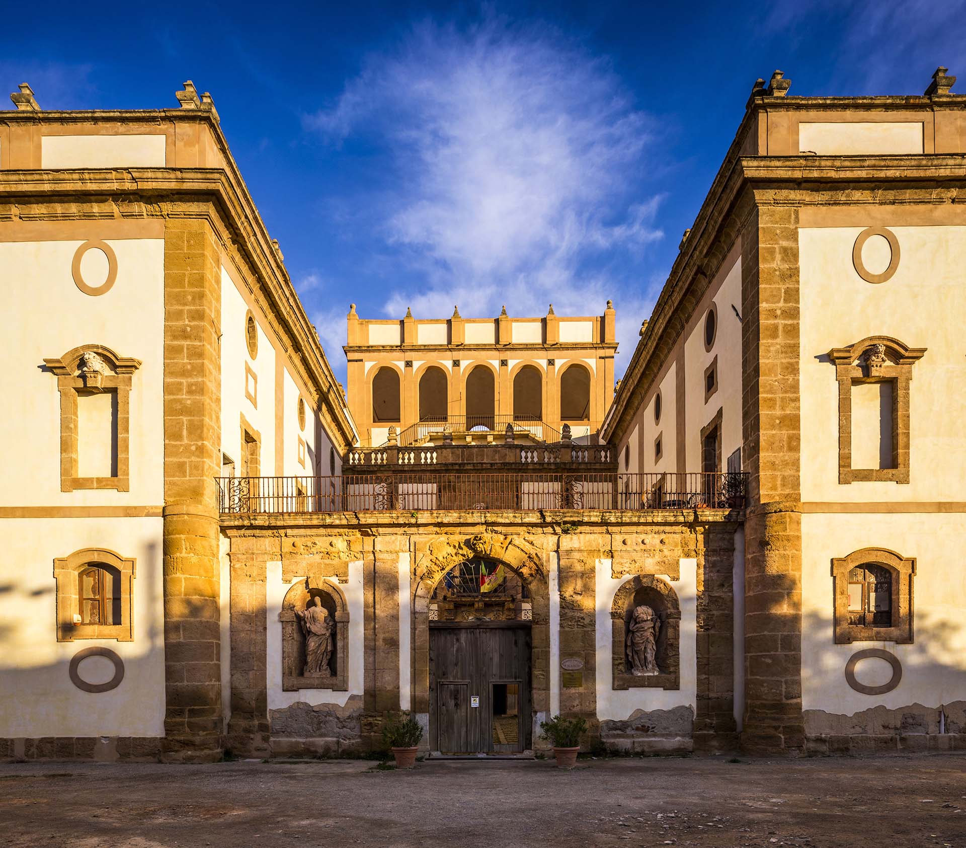 Bagheria, Palazzo Cutò