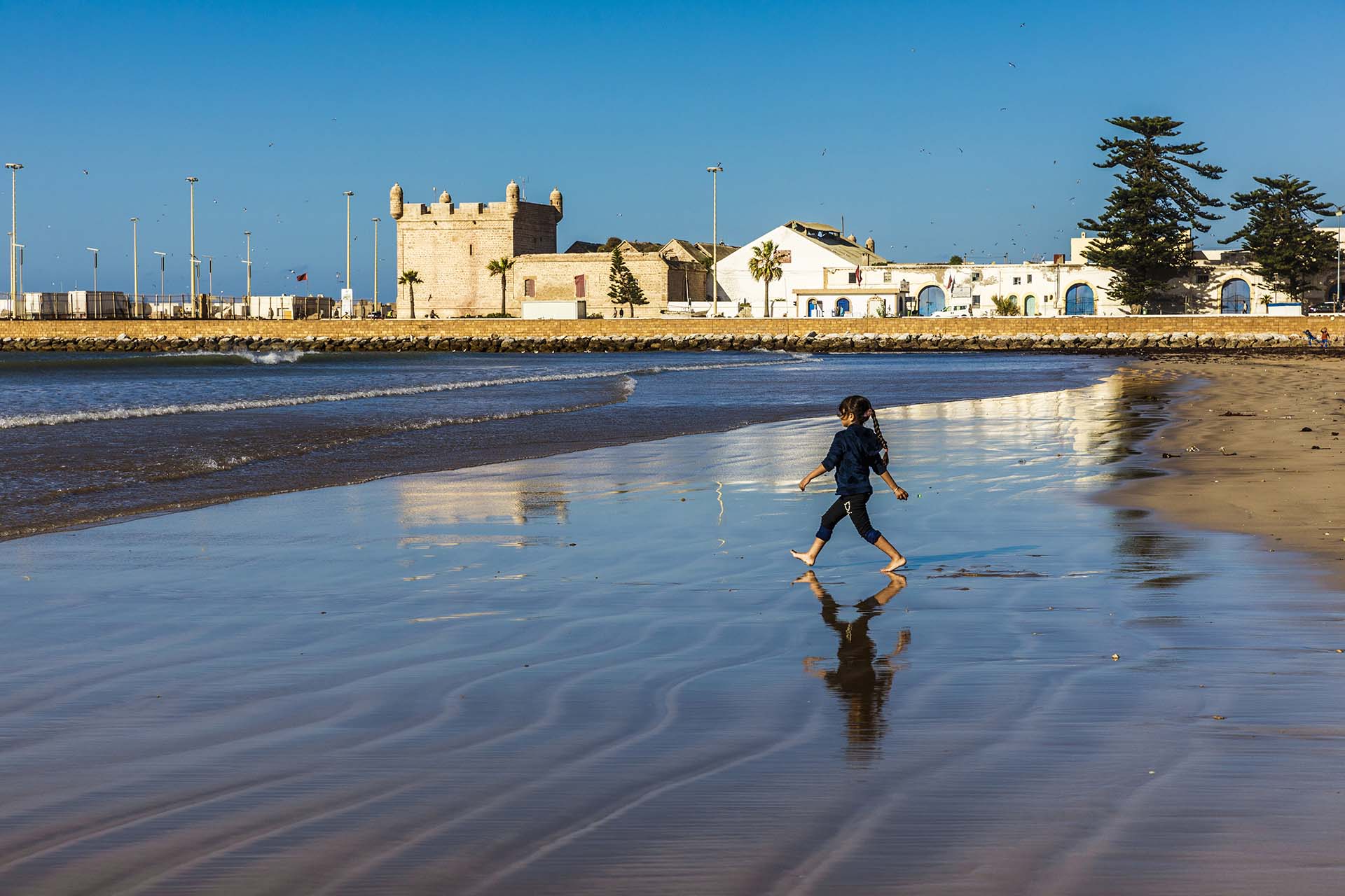 Marocco, la meravigliosa battigia di Essaouira un perfetto parco giochi