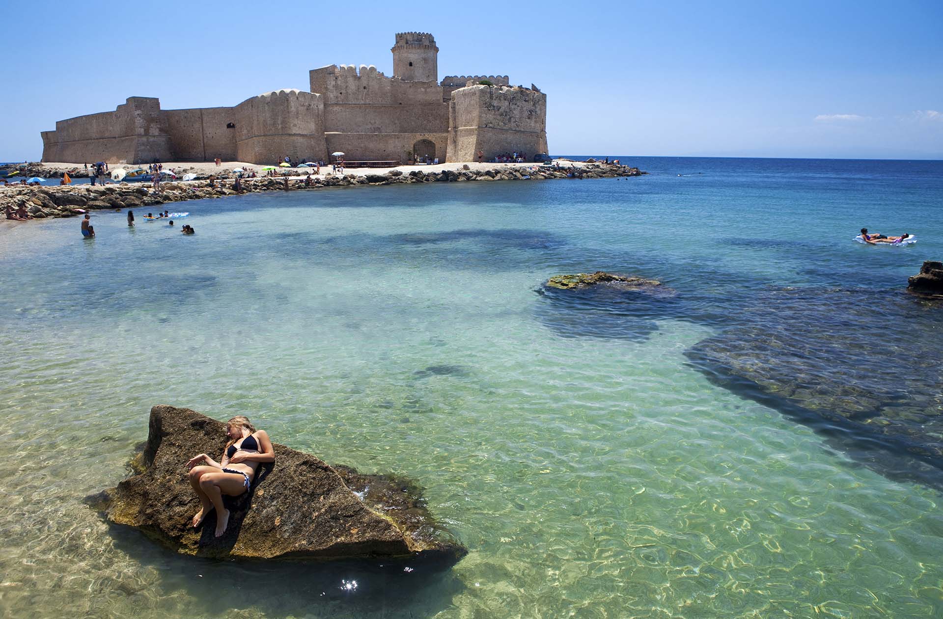 Calabria, isola di Capo Rizzuto, castello Aragonese di Punta delle Castelle