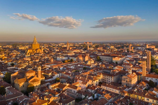 La città di Pavia vista dal cielo