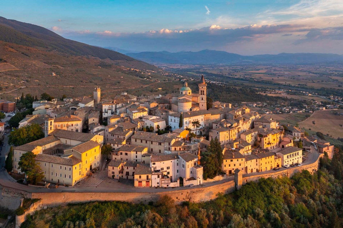 Il borgo di Trevi in Umbria