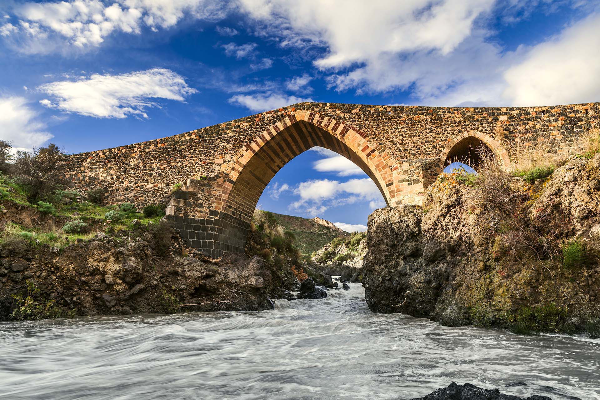 MG_2834 - Adrano, il ponte Saraceno sul fiume Simeto