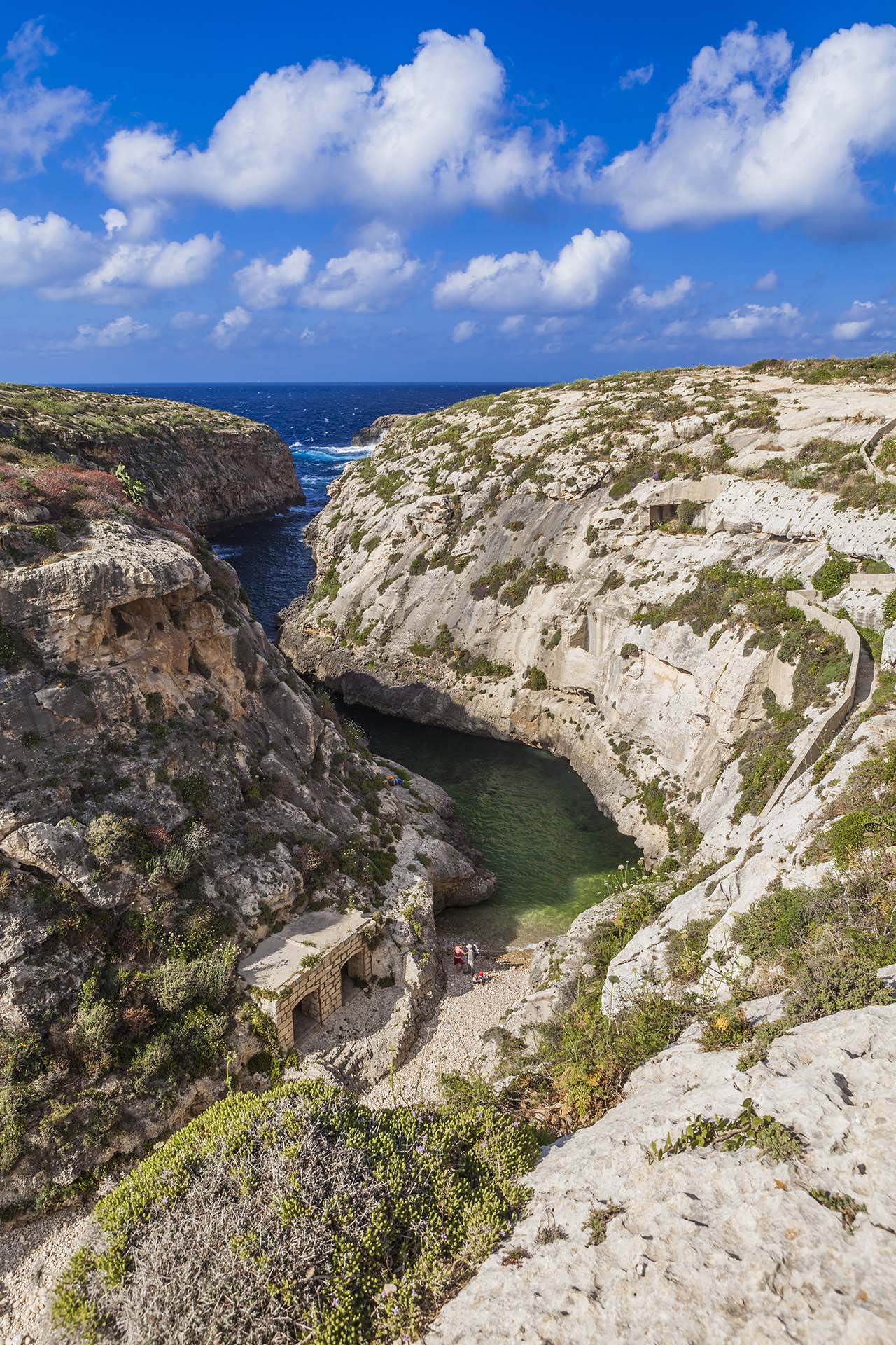 Malta, fiordo Wied Il Ghasri insenatura naturale nell'isola di Gozo