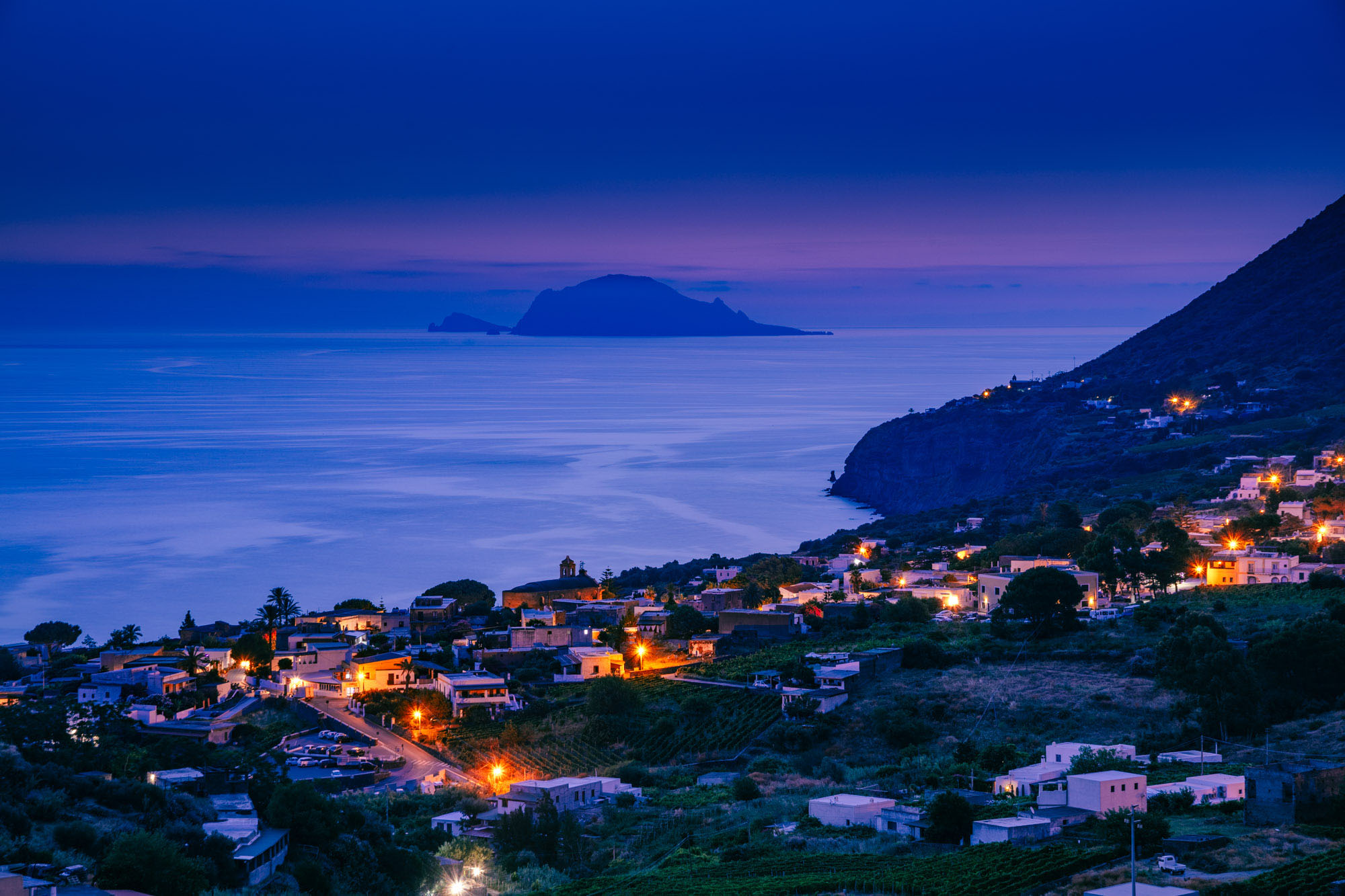 Malfa con Panarea sullo sfondo, Isole Eolie