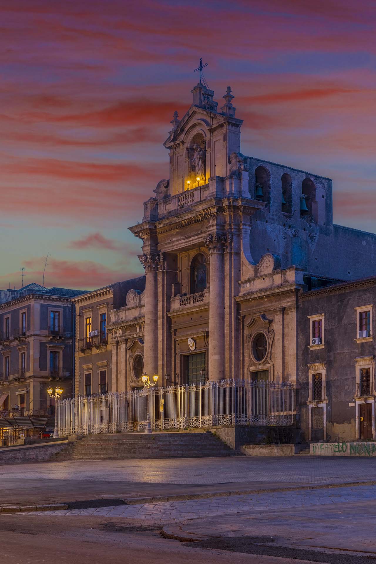 0A1A4960-HDR - Catania, piazza Carlo Alberto e la Basilica Santuario di Maria Santissima Annunziata al Carmine