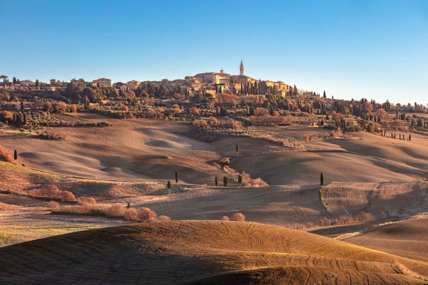 Il paesaggio della Val d'Orcia con Pienza sullo sfondo.