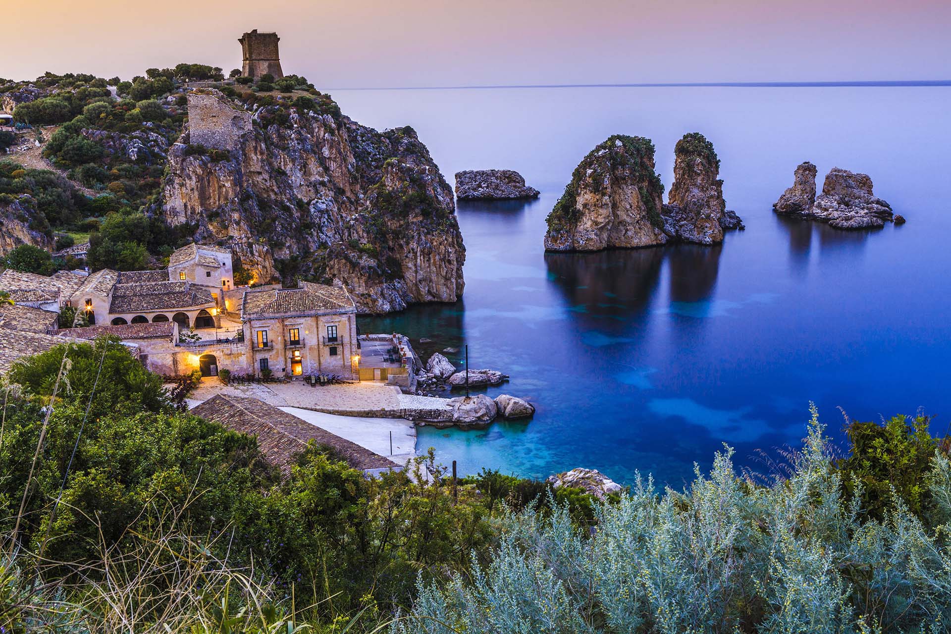 MG_7190-Trapani, Riserva Naturale dello Zingaro, la baia di Scopello al crepuscolo