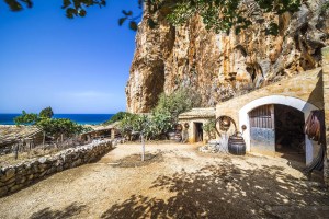 0A1A4779 - Trapani, Riserva di Monte Cofano, il borgo della grotta di Mangiapane