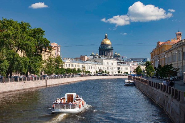 Il Mojka Canal a San Pietroburgo
