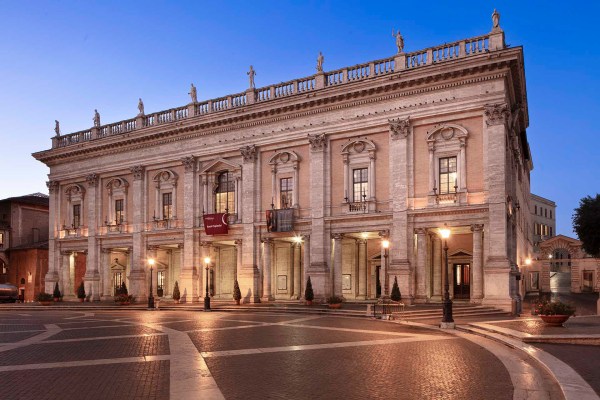 Il Palazzo Nuovo in Piazza del Campidoglio a Roma.