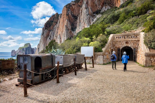 L'ingresso alla galleria di Porto Flavia in Sardegna