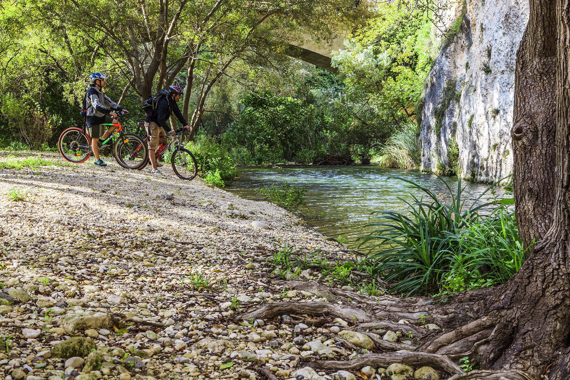 MG_0546-Siracusa, il fiume Anapo nella Necropoli di Pantalica