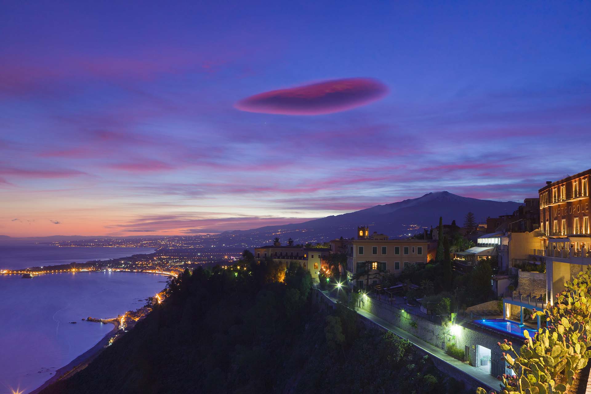 MG_4619-Taormina Giardini Naxsos e la costa Ionica con vista dell’Etna