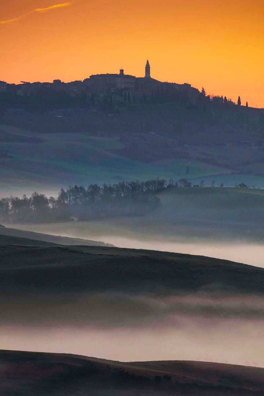 Pienza domina le colline della val d'orcia.