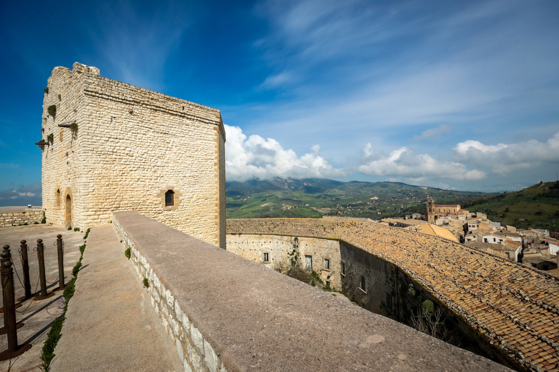 Castello di Giuliana