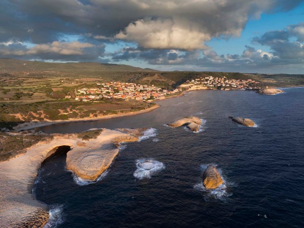 L'arco naturale in località S'Archittu.