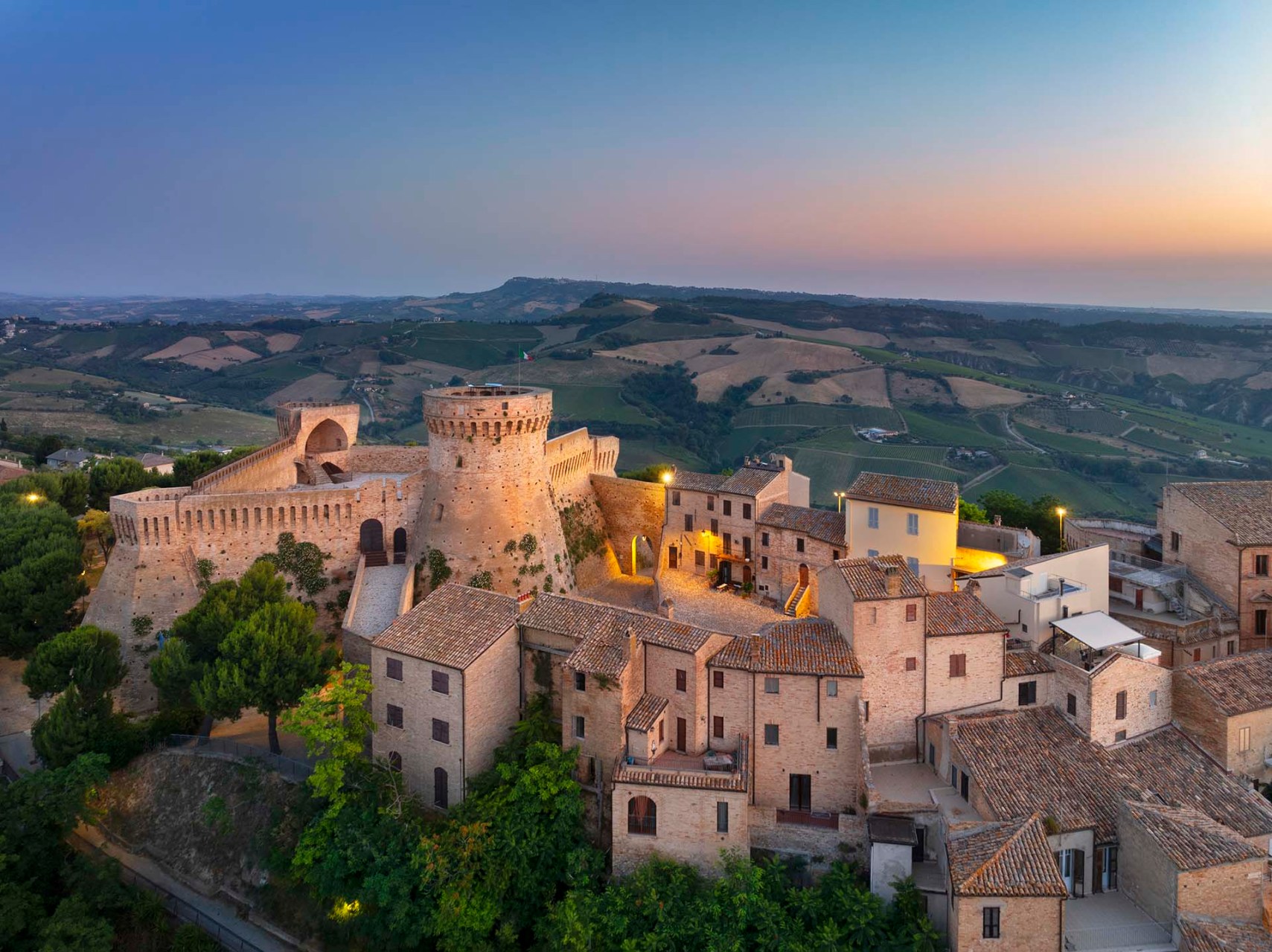 La fortezza medievale di Acquaviva Picena.