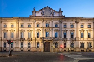 Palazzo Litta in corso Magenta a Milano