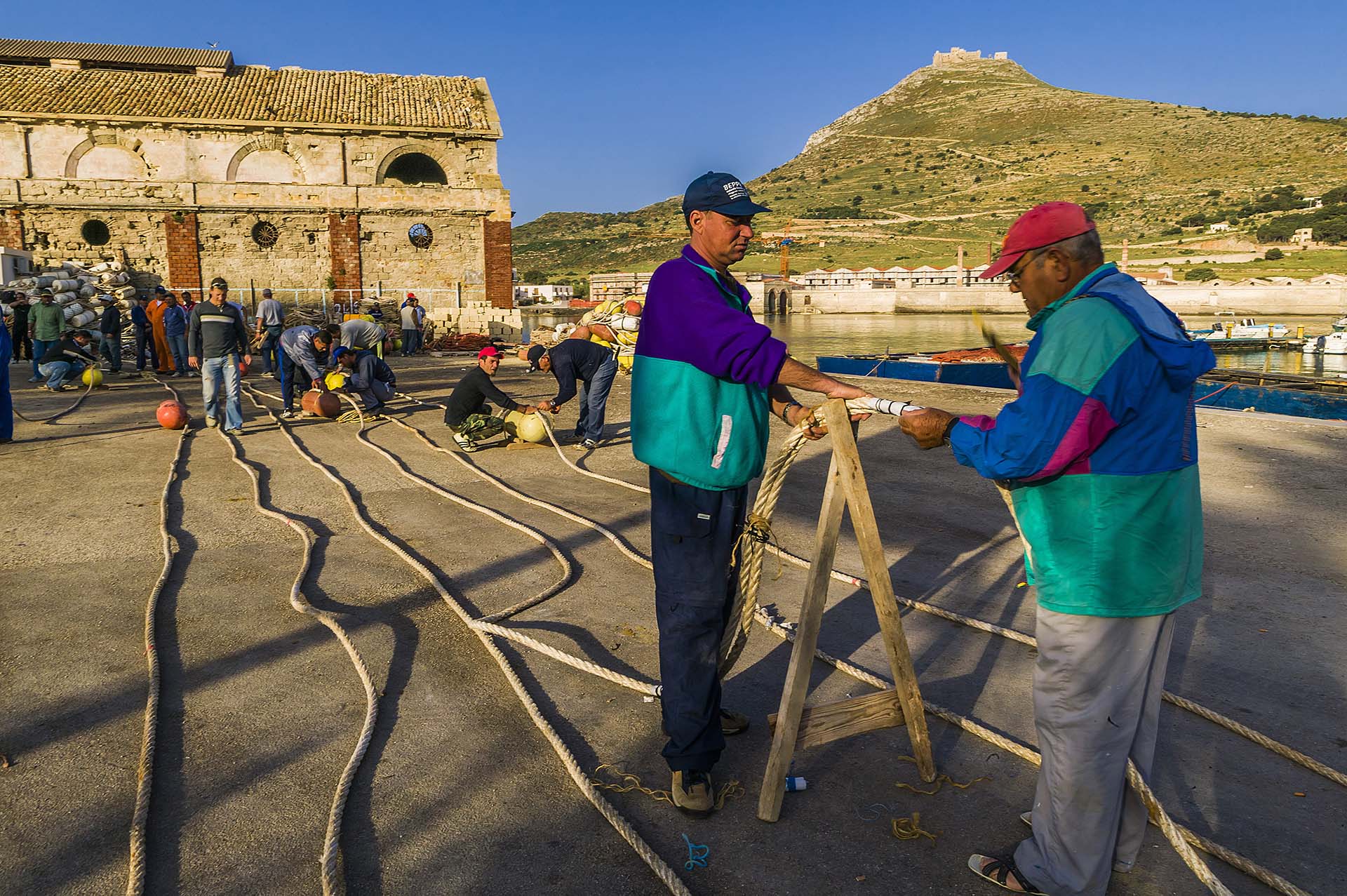 DE7U5690-Il ricordo della Mattanza a Favignana, la preparazione delle reti