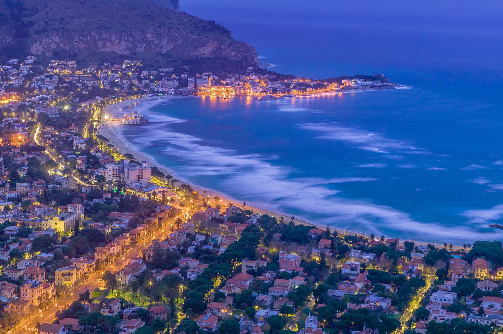 SIM-722235  - DE7U2094 - Palermo, la magia d'inverno a Mondello