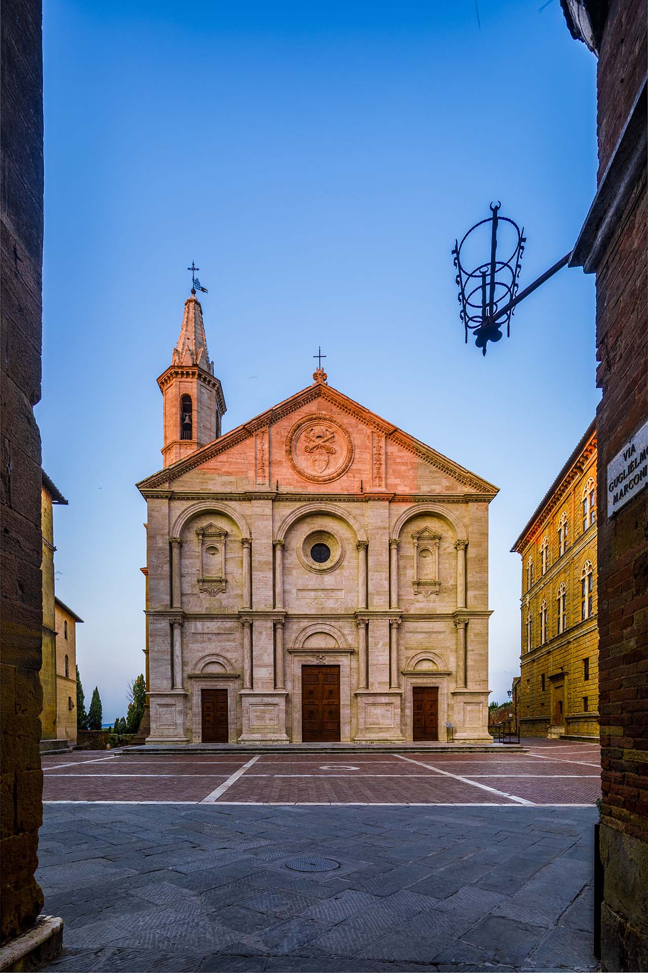 0A1A2230-HDR-Toscana, Duomo di Pienza, un capolavoro rinascimentale in Val d'Orcia