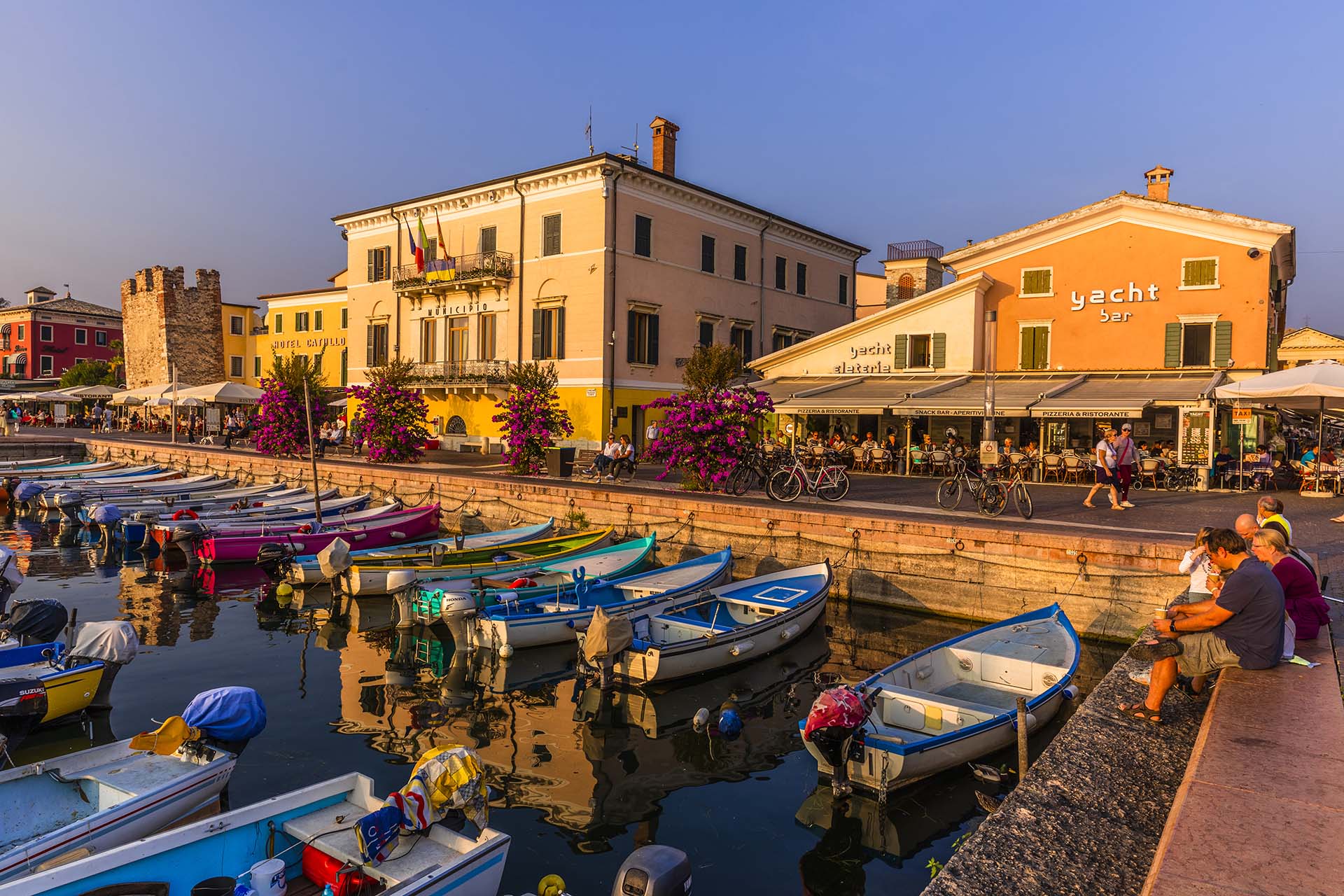 0A1A1370-Il porticciolo di Bardolino, cuore pulsante delle passeggiate sul lungolago