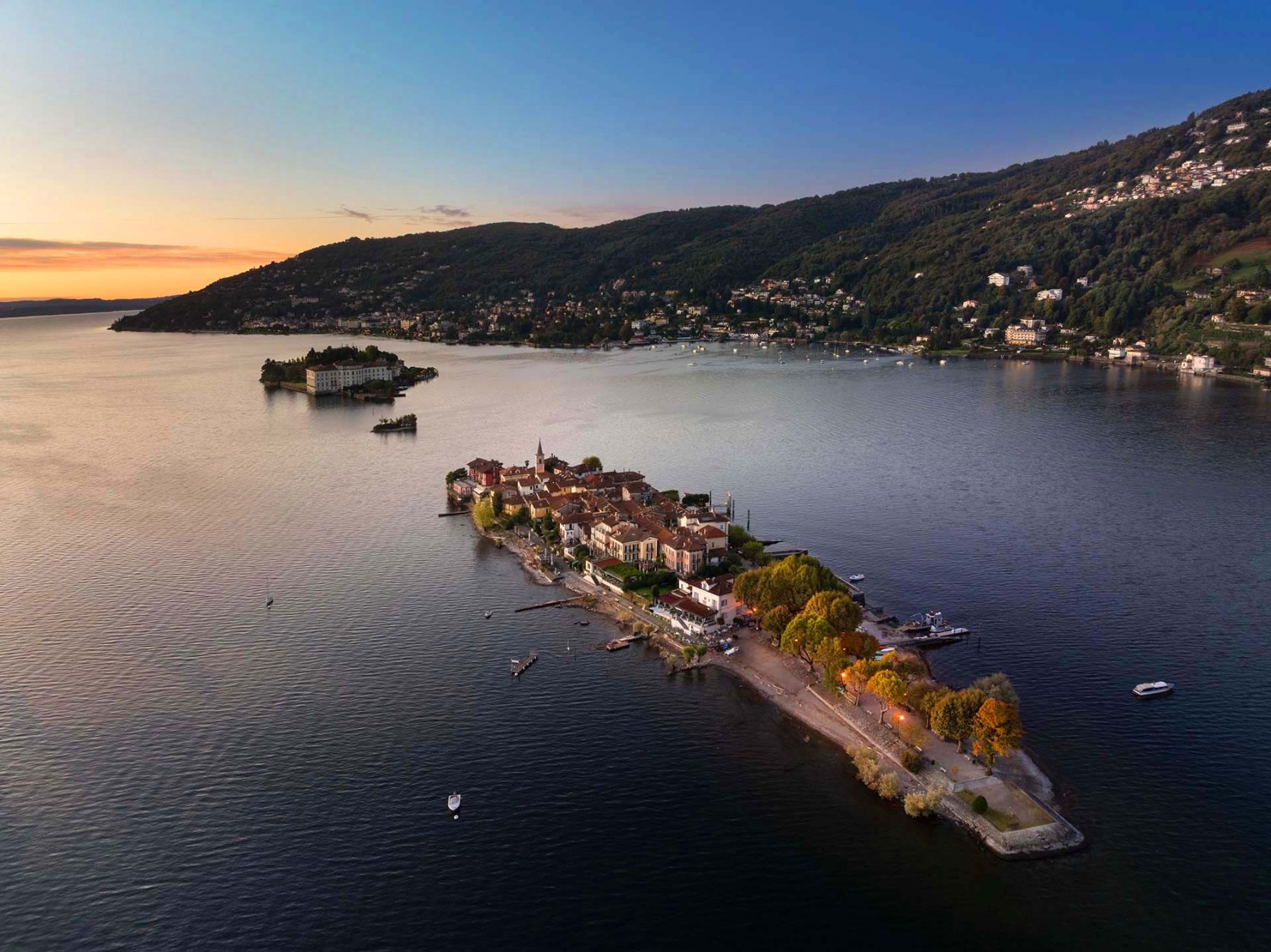L'Isola dei Pescatori sul Lago Maggiore.