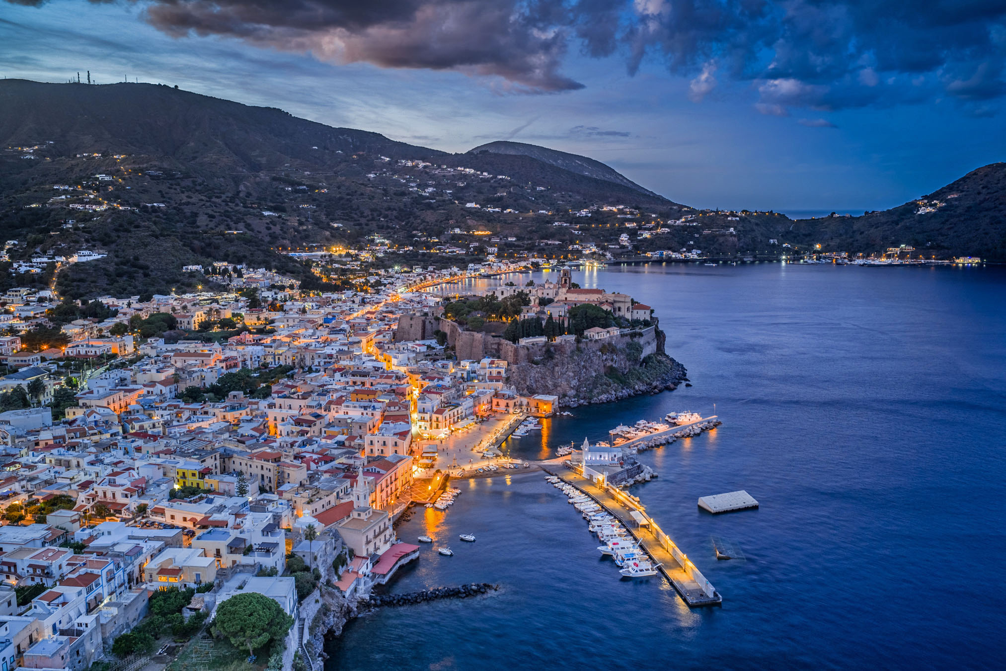 Lipari, Marina Corta, al tramonto