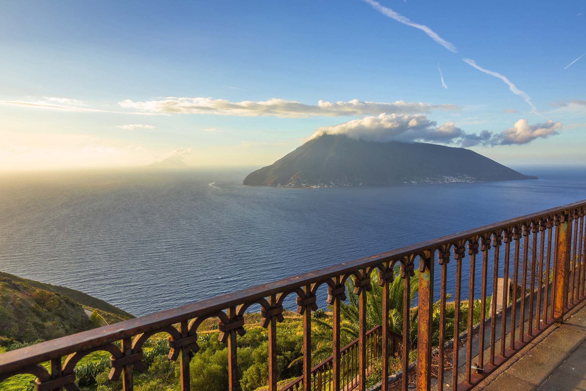 SAFF5064-Vista panoramica sulle isole di Salina e Filicudi dal Santuario della Madonna della Catena